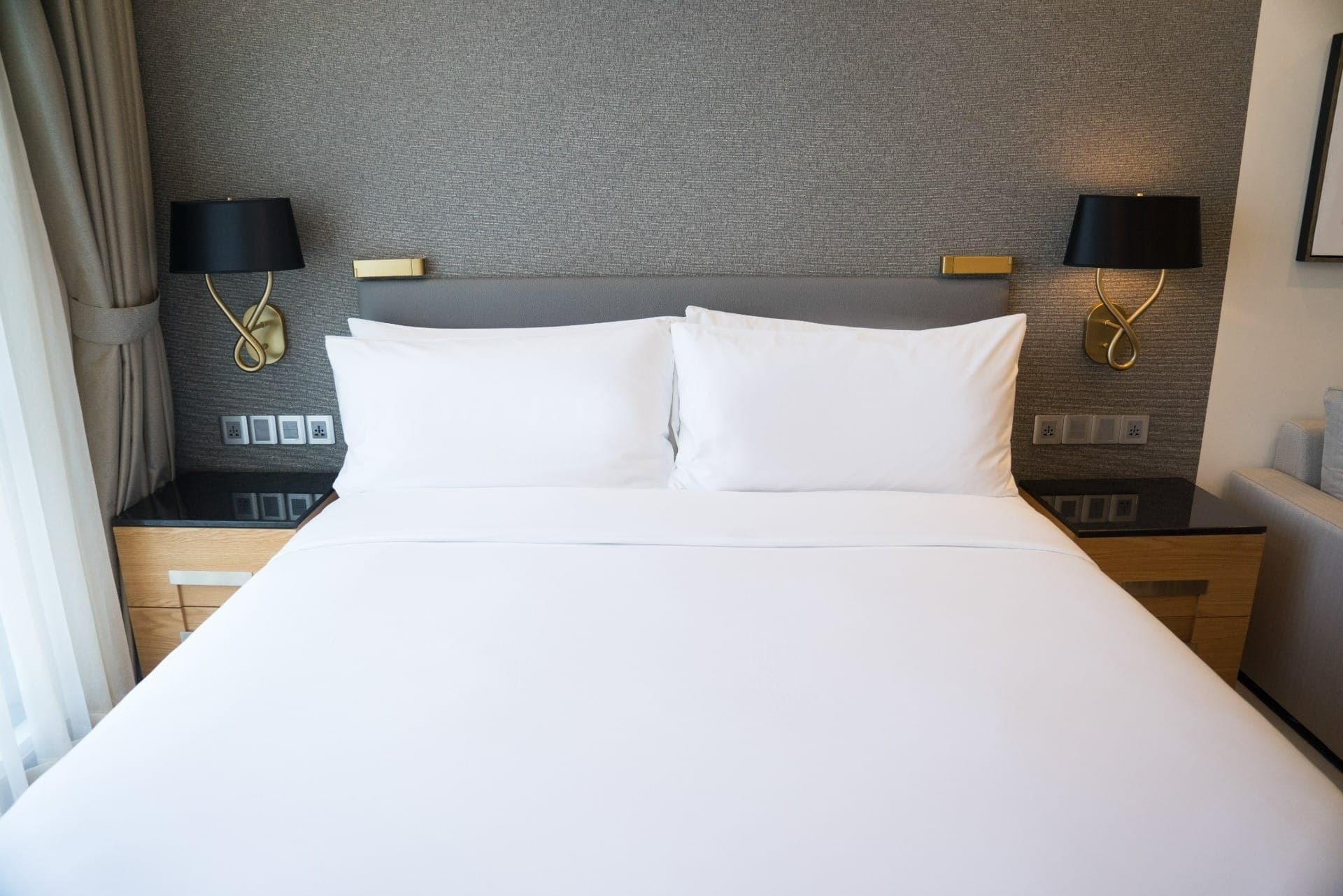 Quais são as diferenças entre as camas King e Queen Size? Saiba como escolher