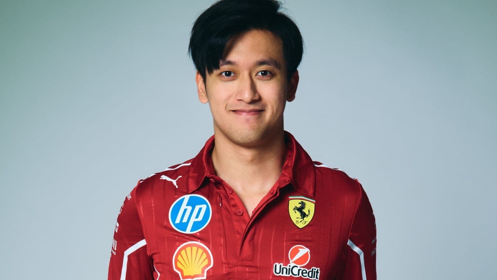 Ferrari contrata Guanyu Zhou para ser piloto reserva na temporada 2025 da F1