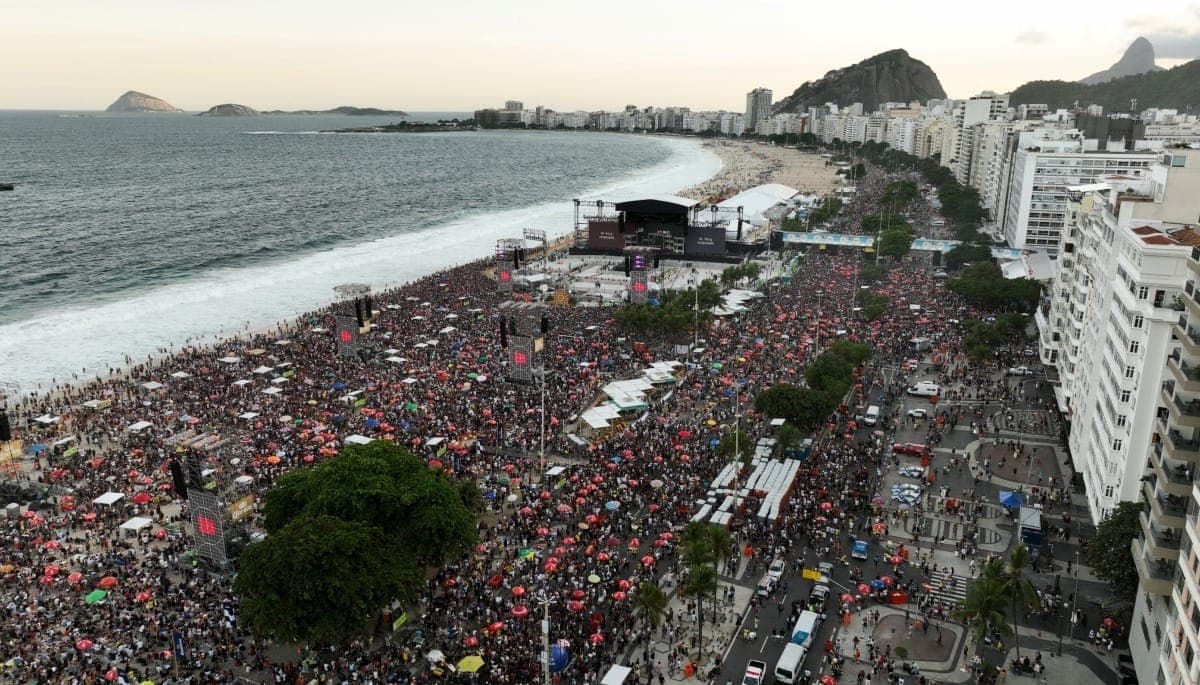 Lady Gaga em Copacabana: BBC contesta público de 2,1 milhões e diz que show teve 660 mil