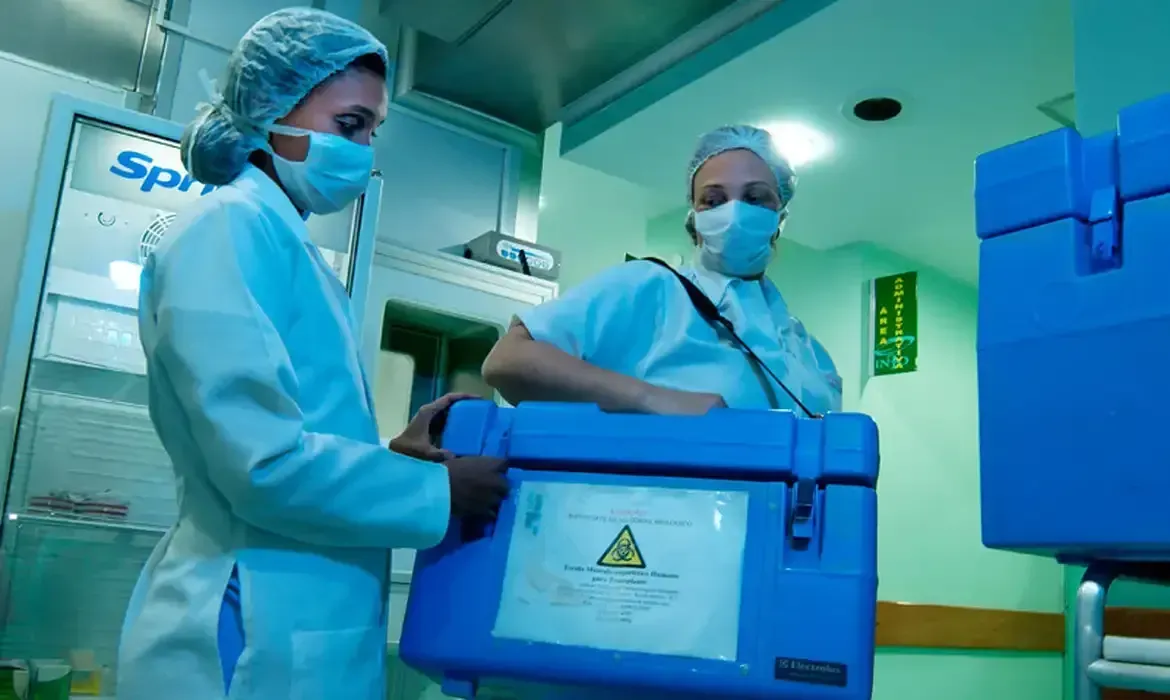 Familiares de pacientes infectados por HIV após transplantes no Rio reclamam de falta de apoio