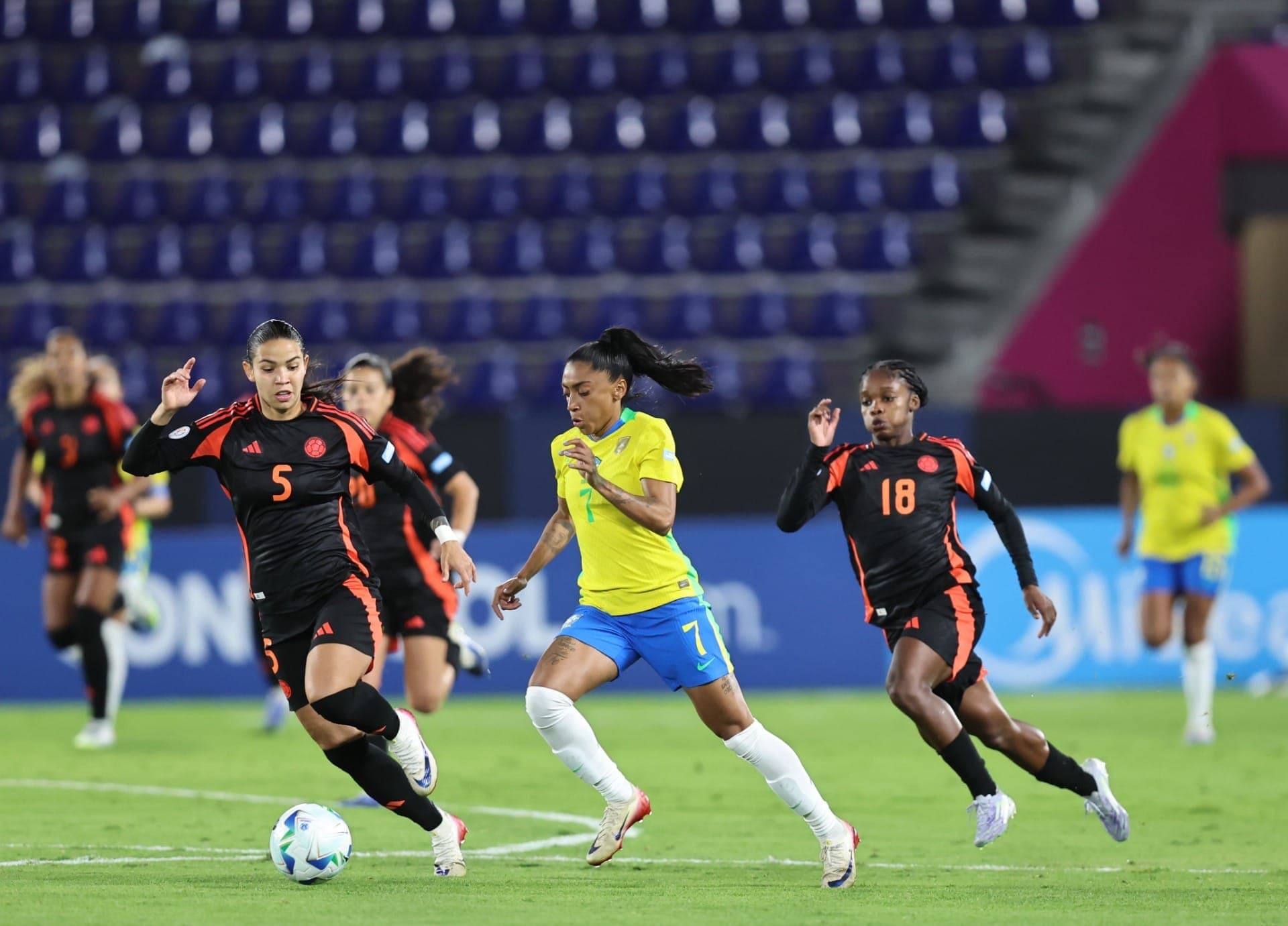 Brasil e Uruguai duelam por vaga na final da Copa América