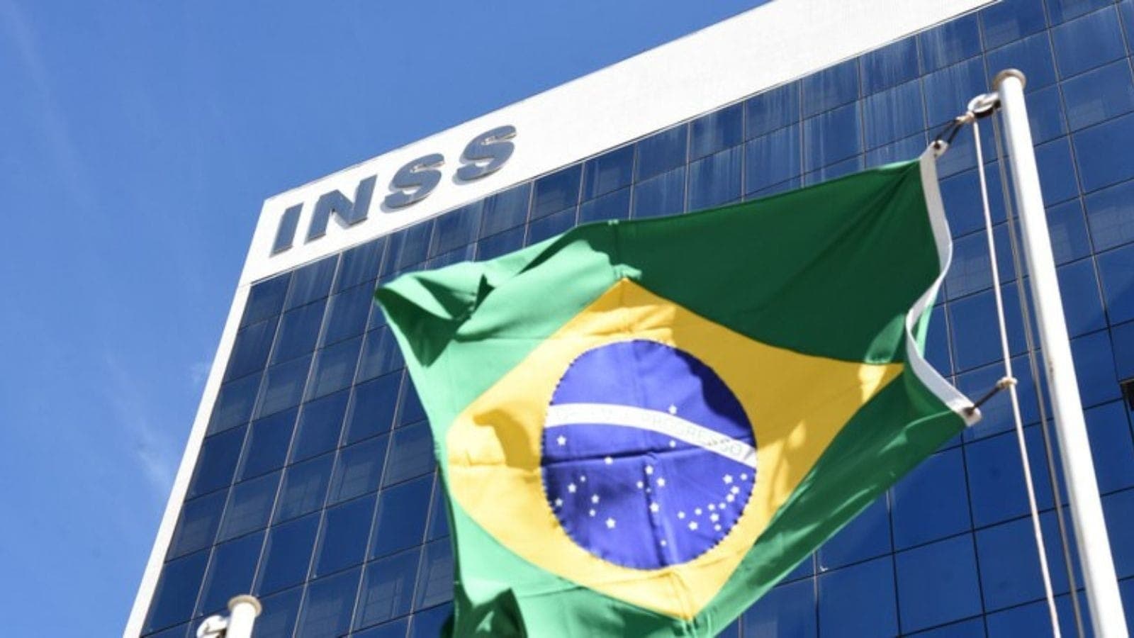 INSS inicia pagamento antecipado do 13º salário para 33 mi de beneficiários