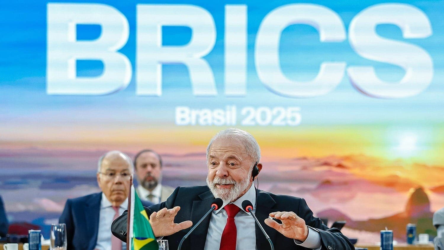 Lula participa de reunião virtual do Brics sobre guerras, tarifaço e COP 30