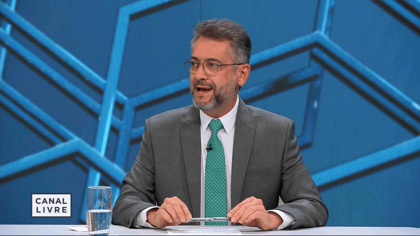 Governador do Amapá deve pagar multa de R$ 25 mil por propaganda antecipada