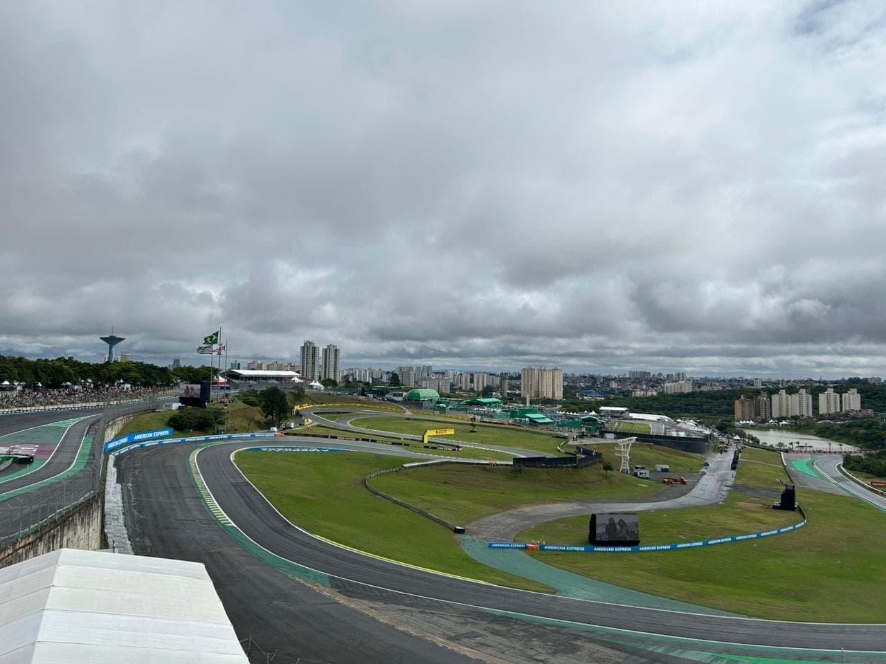 Ingressos para o GP de São Paulo 2026 se esgotam horas após abertura de vendas