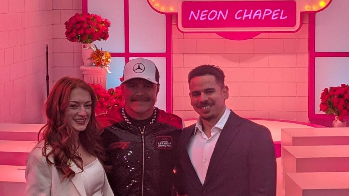 Bottas surpreende e leva noiva ao altar em cerimônia no GP de Las Vegas