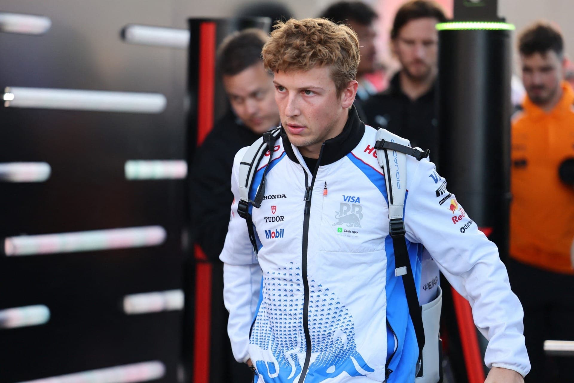 Lawson reflete sobre início turbulento Red Bull: "Acontece por um motivo”