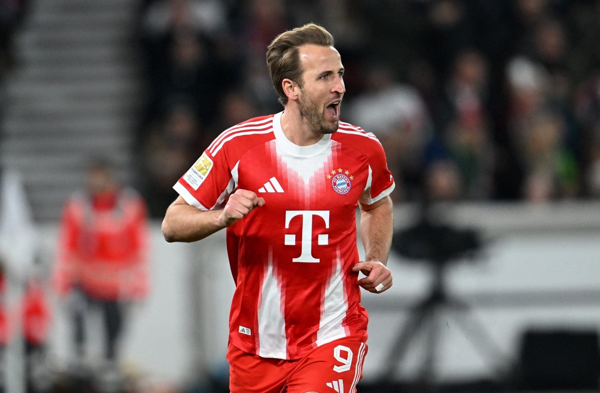 Presidente do Bayern de Munique ironiza interesse do Barcelona em Kane