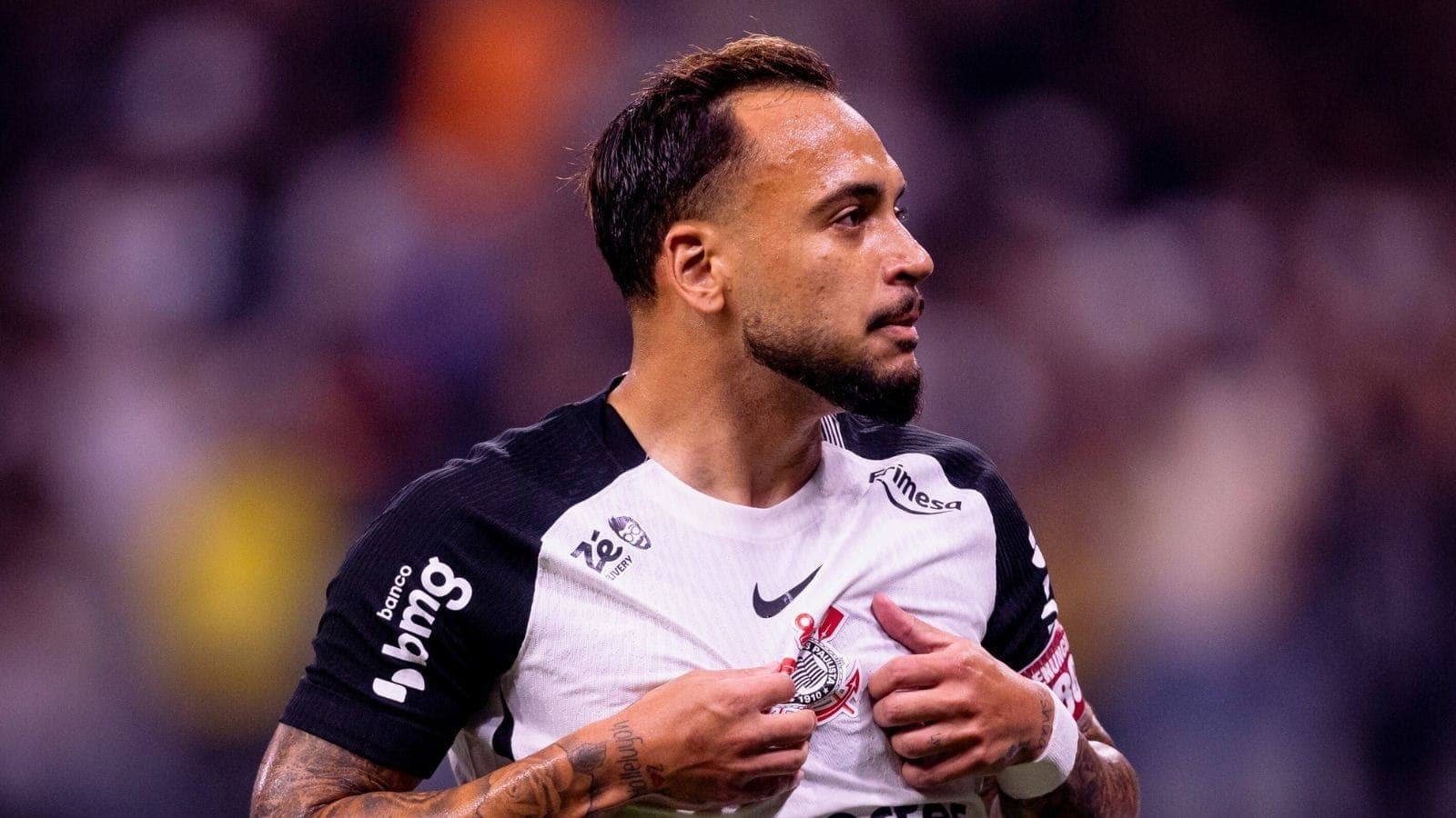Atlético-MG atravessa Corinthians e acerta contratação de Maycon