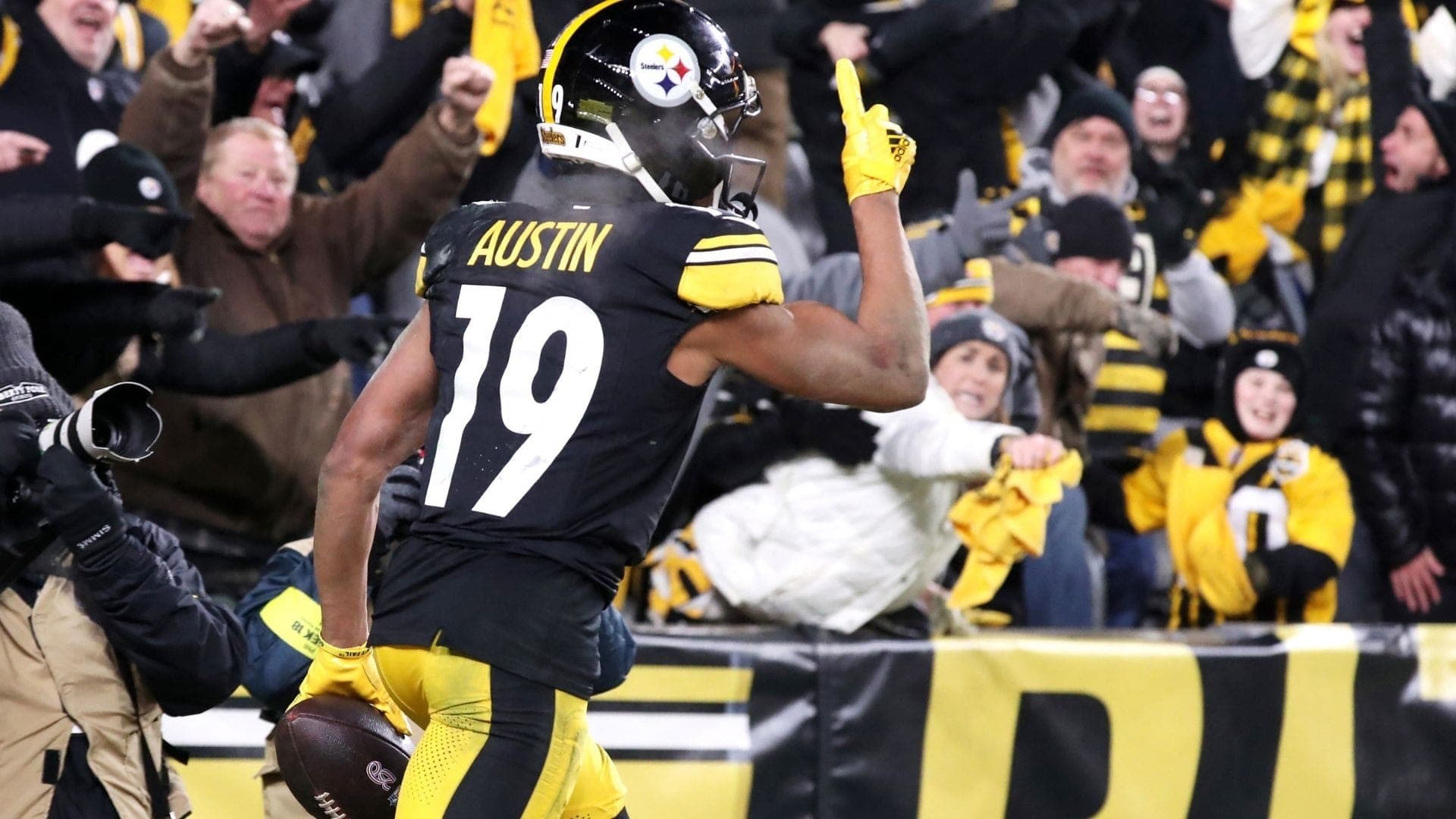 Steelers x Texans: onde assistir ao vivo, horário e odds da NFL