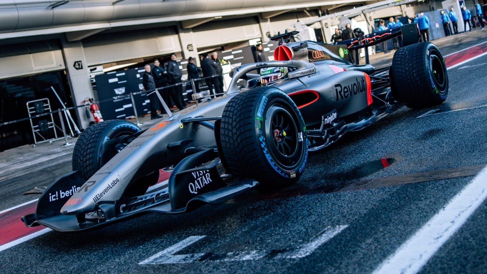Bortoleto fica parado na pista, e Audi confirma problemas em Barcelona