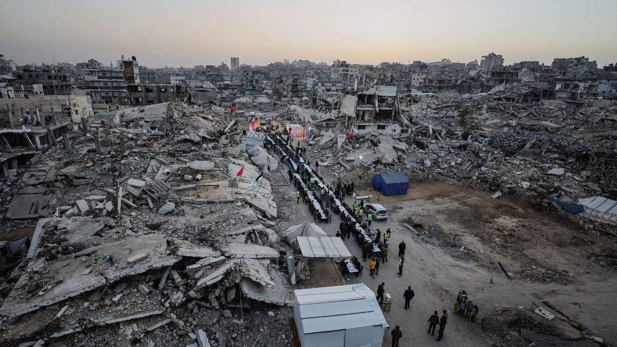 Gaza pode deixar de existir, alerta chefe do Conselho da Paz de Trump