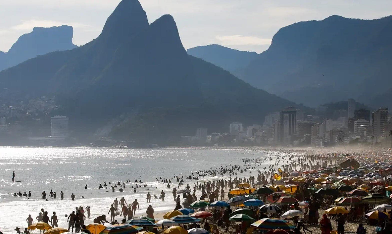Brasil alcança 2,6 milhões de turistas internacionais em 2026