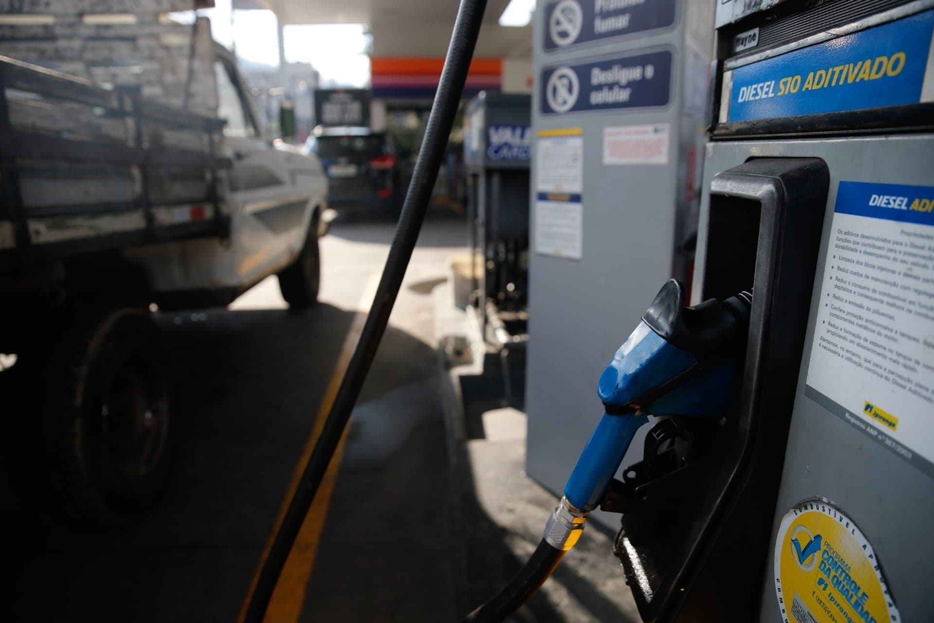 Governo anuncia pacote emergencial para conter greve de caminhoneiros