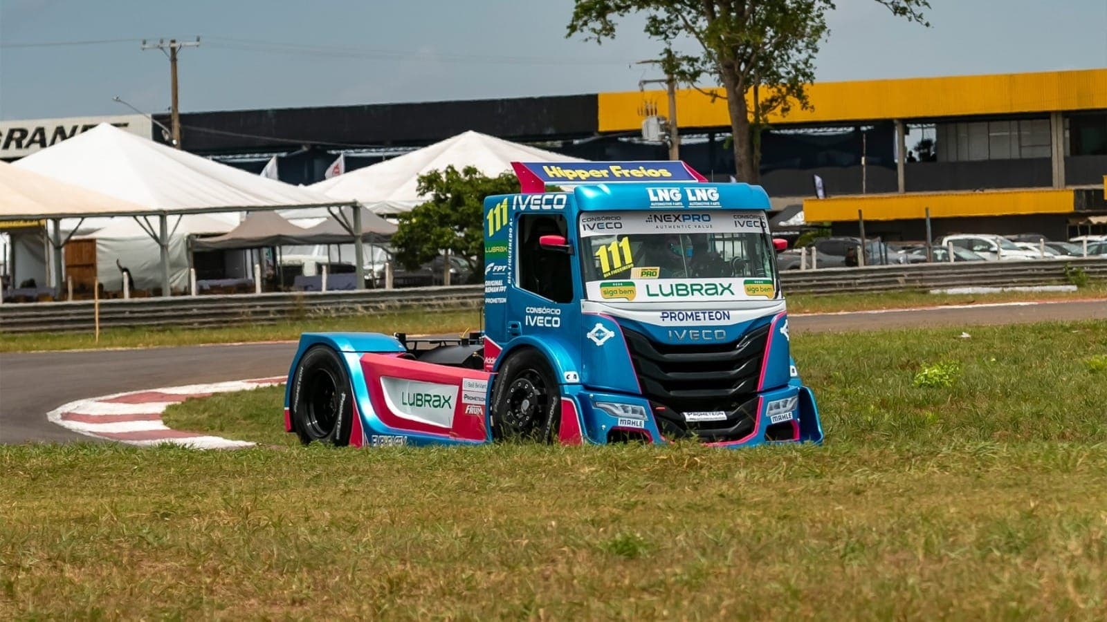Óleo de cozinha usado vale ingresso para etapa da Copa Truck no RS