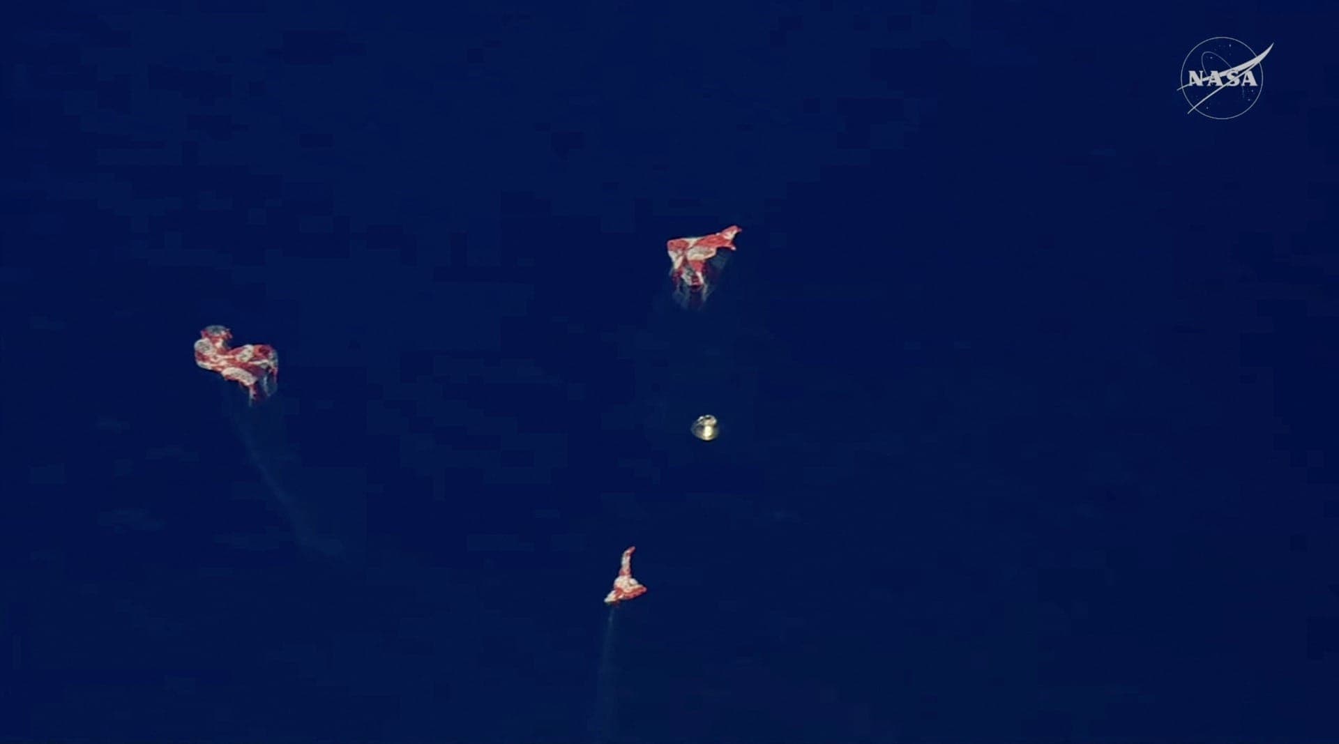 De volta à Terra, astronautas da Artemis II retornam à NASA neste sábado
