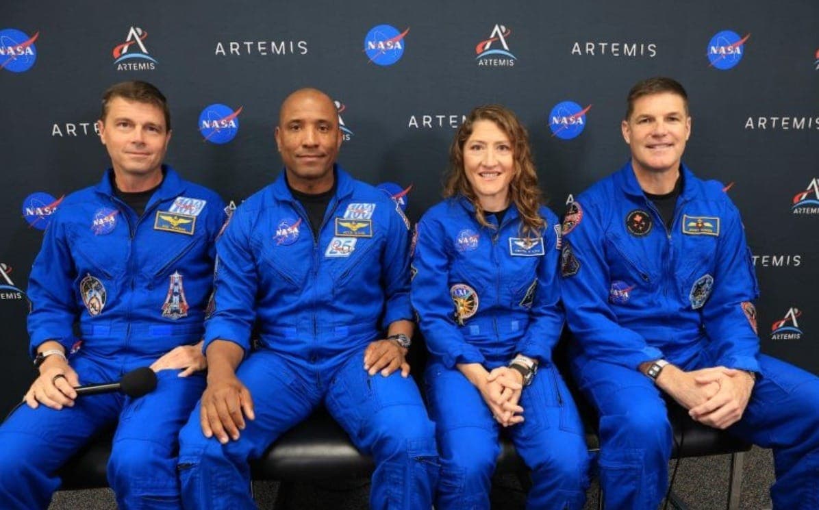Astronautas da Artemis II usaram relógios com tecnologia criada pela USP