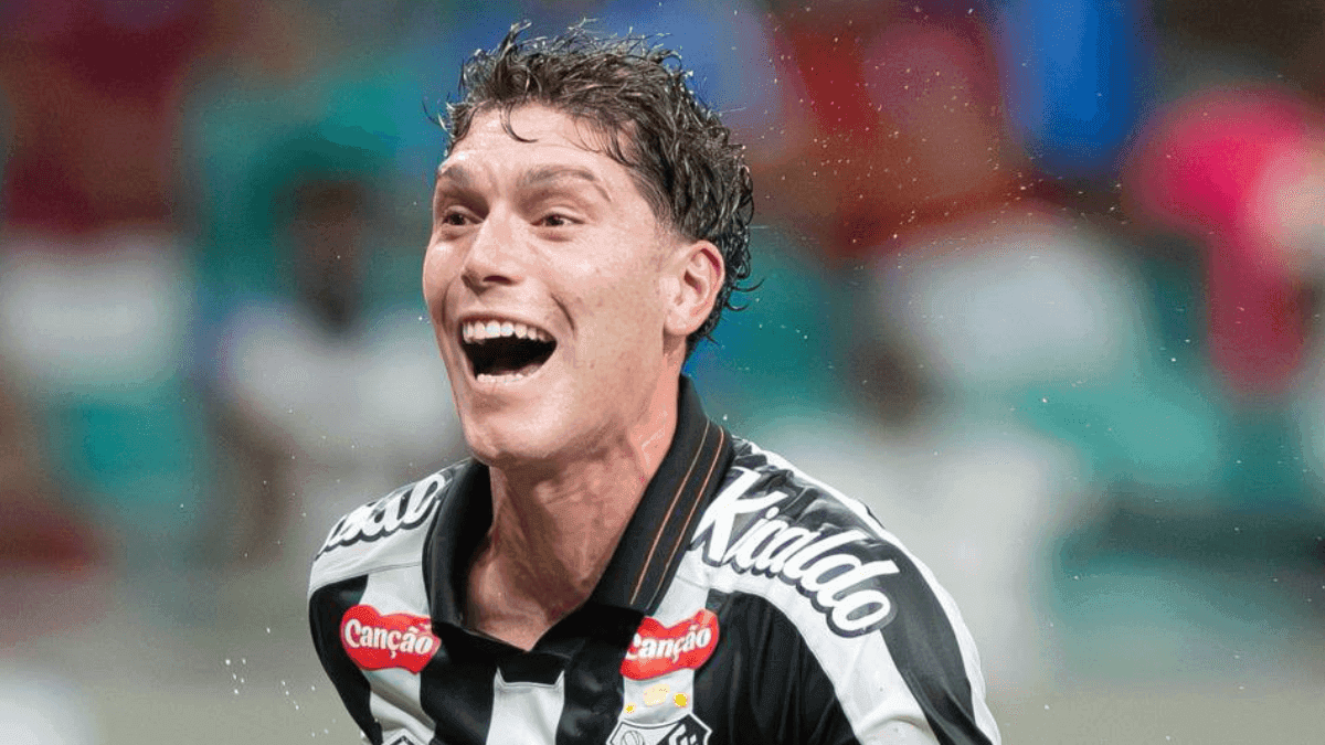 Argentino substitui Neymar no Santos, brilha e pode ter mais chances