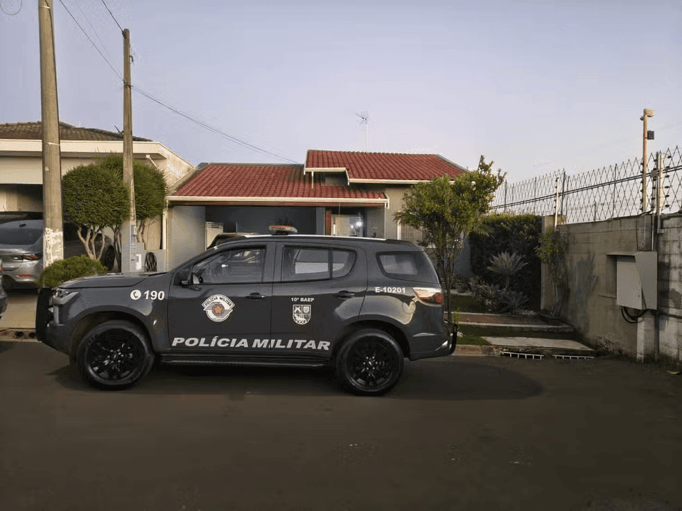 Suspeitos de ligação com o Comando Vermelho são presos em operação