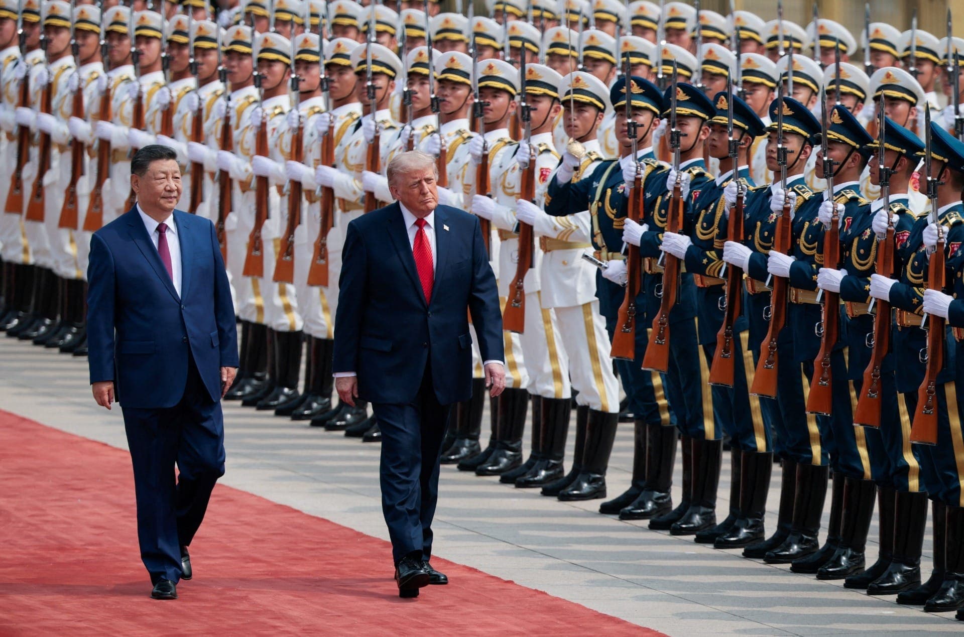 Trump chama Xi Jinping de 'amigo' em encontro na China