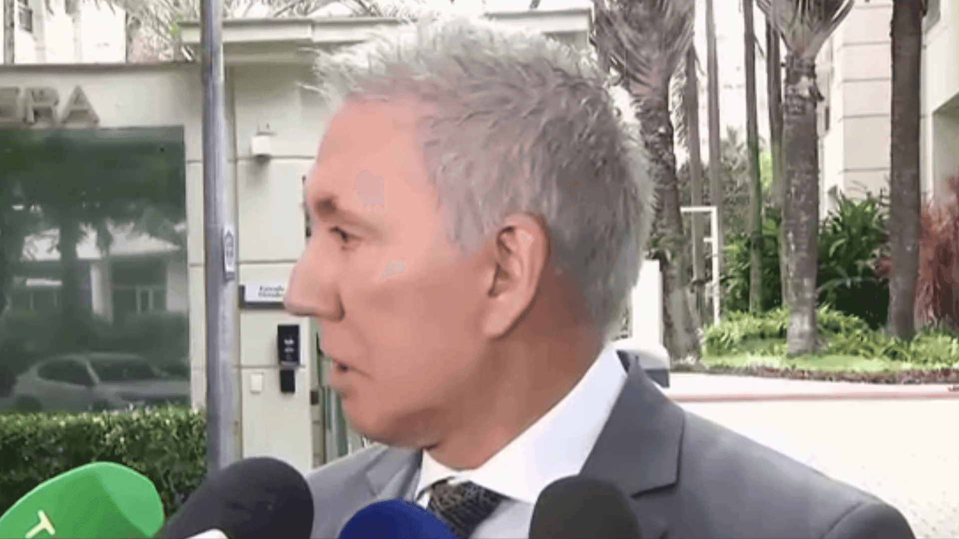 Advogado diz que Castro foi surpreendido em operação da PF
