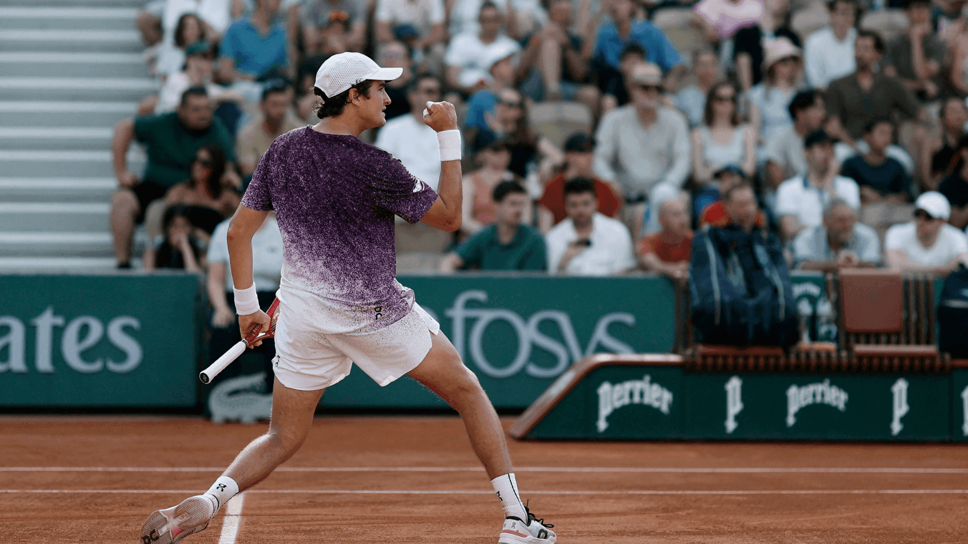João Fonseca vence Luka Pavlovic e avança em Roland Garros; veja novo rival