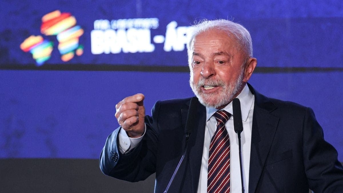 Direita teme educação porque sabe que é onde nasce a consciência, diz Lula