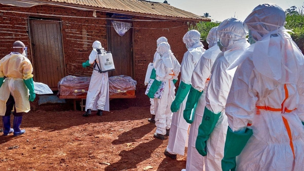 Como os cortes de Trump podem ter agravado o surto de ebola
