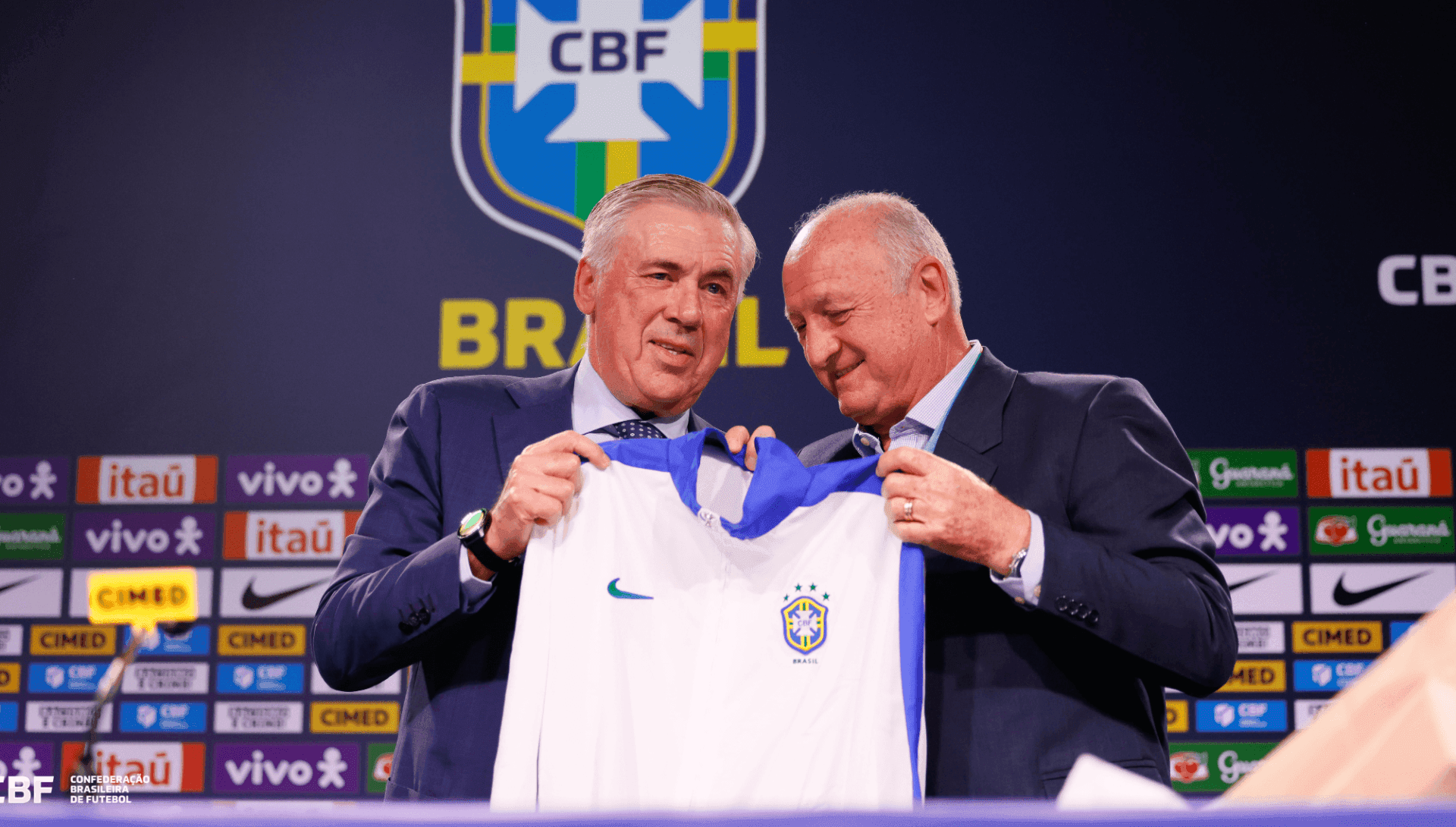 Felipão retorna à Granja Comary para encontro com a Seleção Brasileira