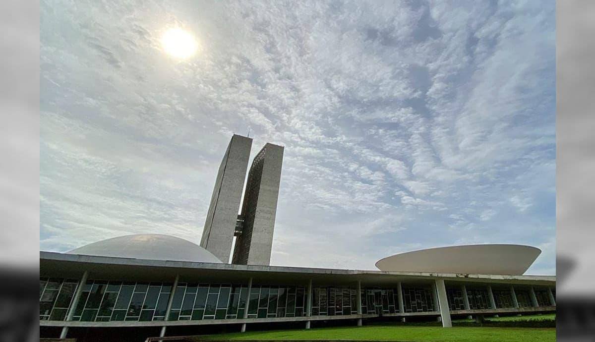 Congresso volta com PEC do 6x1, segurança e agro, mas prioriza consenso