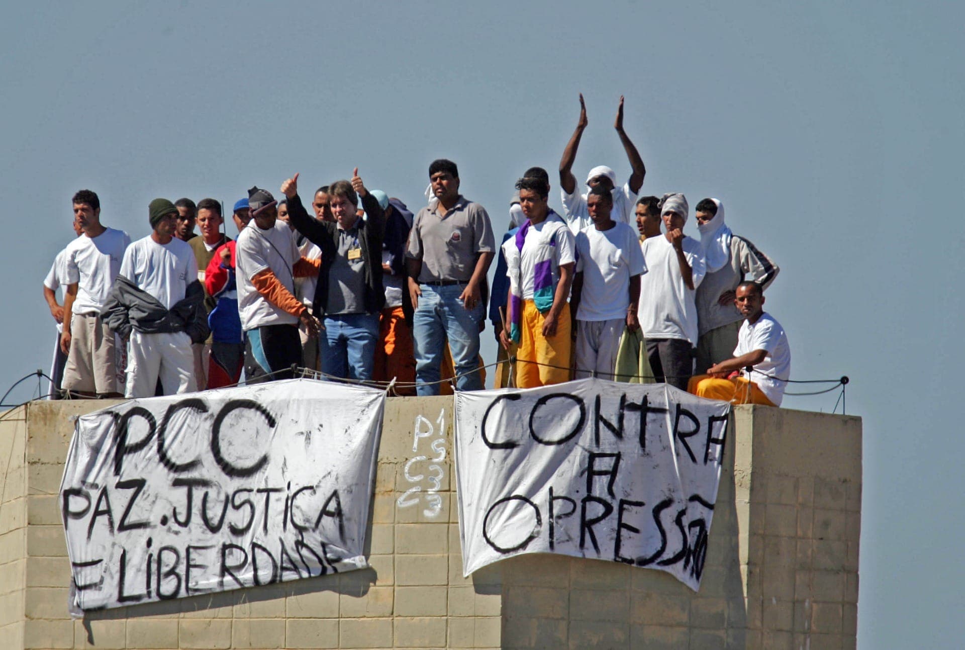 Estudo internacional aponta PCC e Comando Vermelho como ameaças globais