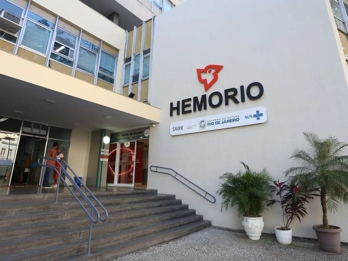 Terceirizados do Hemorio denunciam salários atrasados há dois meses