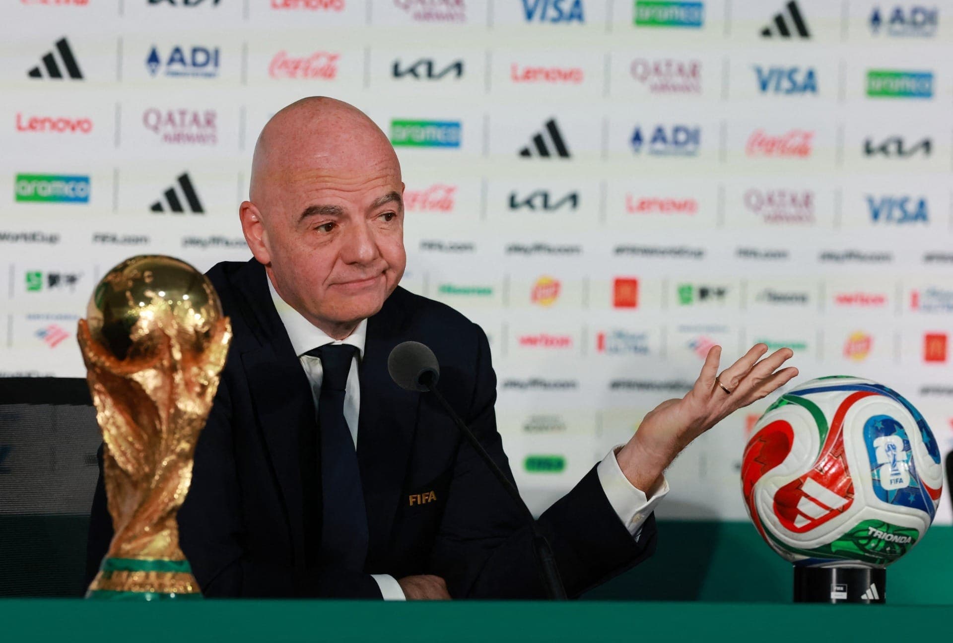 Infantino quer Copa do Mundo Sub-15 com todos os 211 países filiados à Fifa