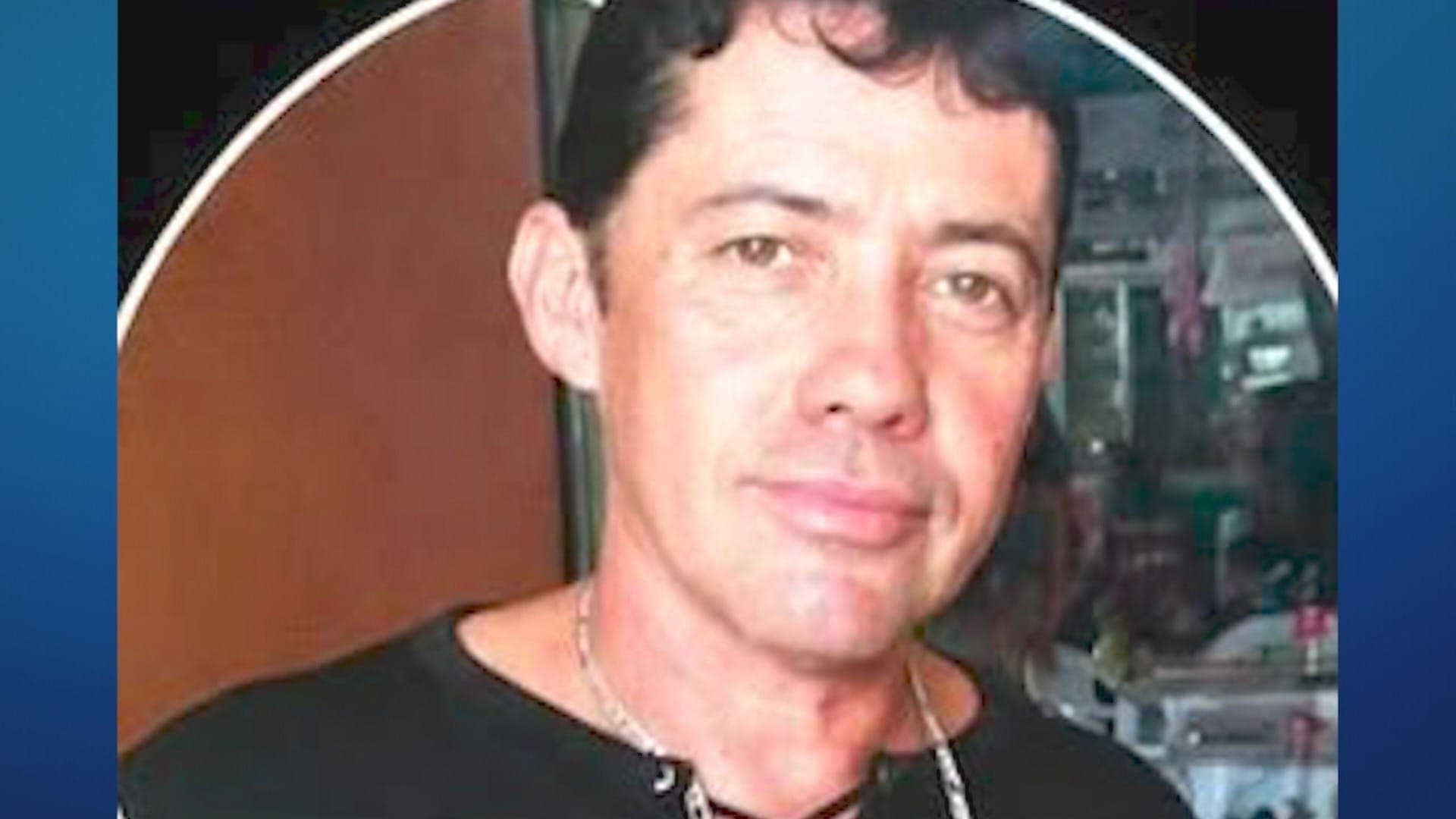 Técnico de escola de futebol é morto e concretado dentro de geladeira em MG