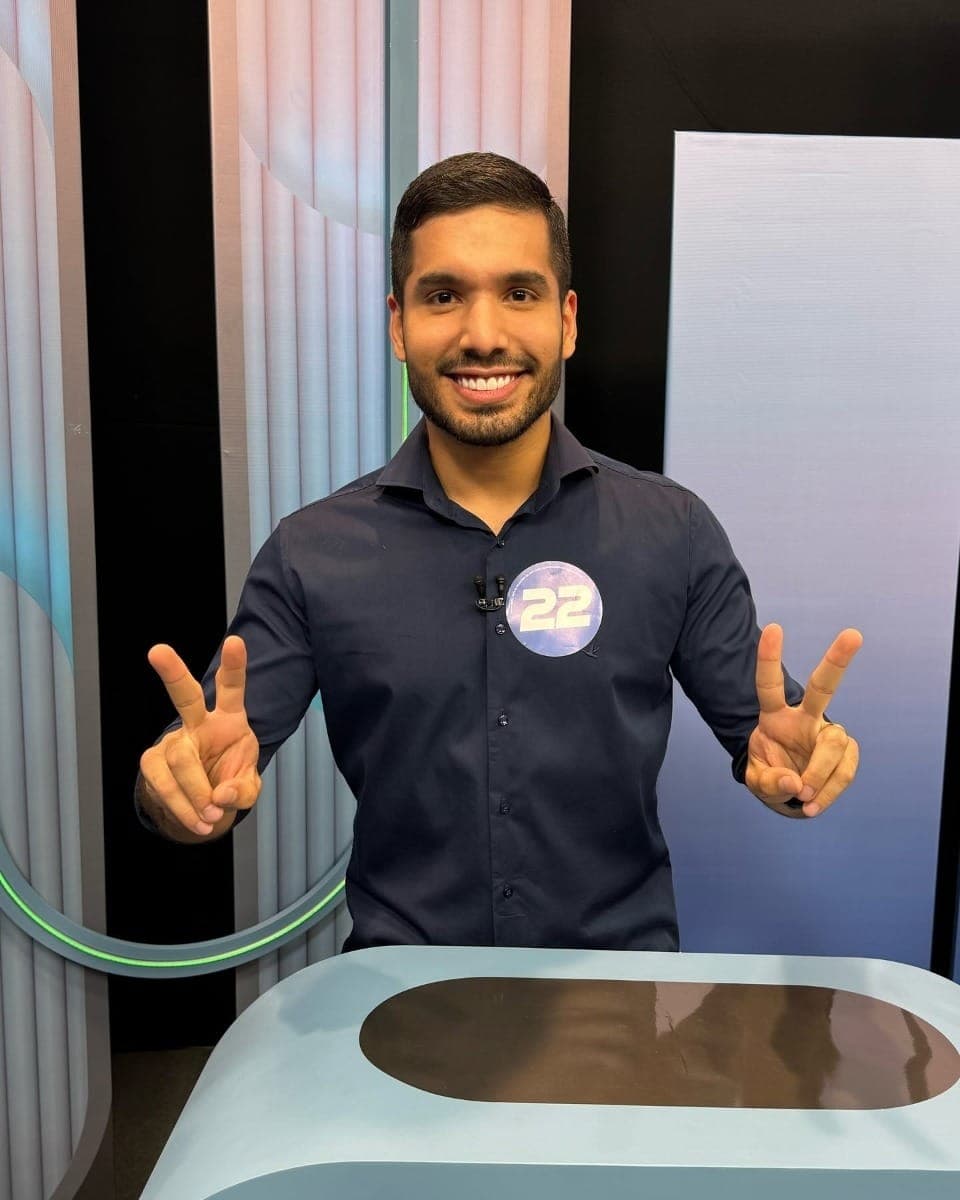 Moraes arquiva inquéritos contra bolsonaristas por incitação ao 8/1