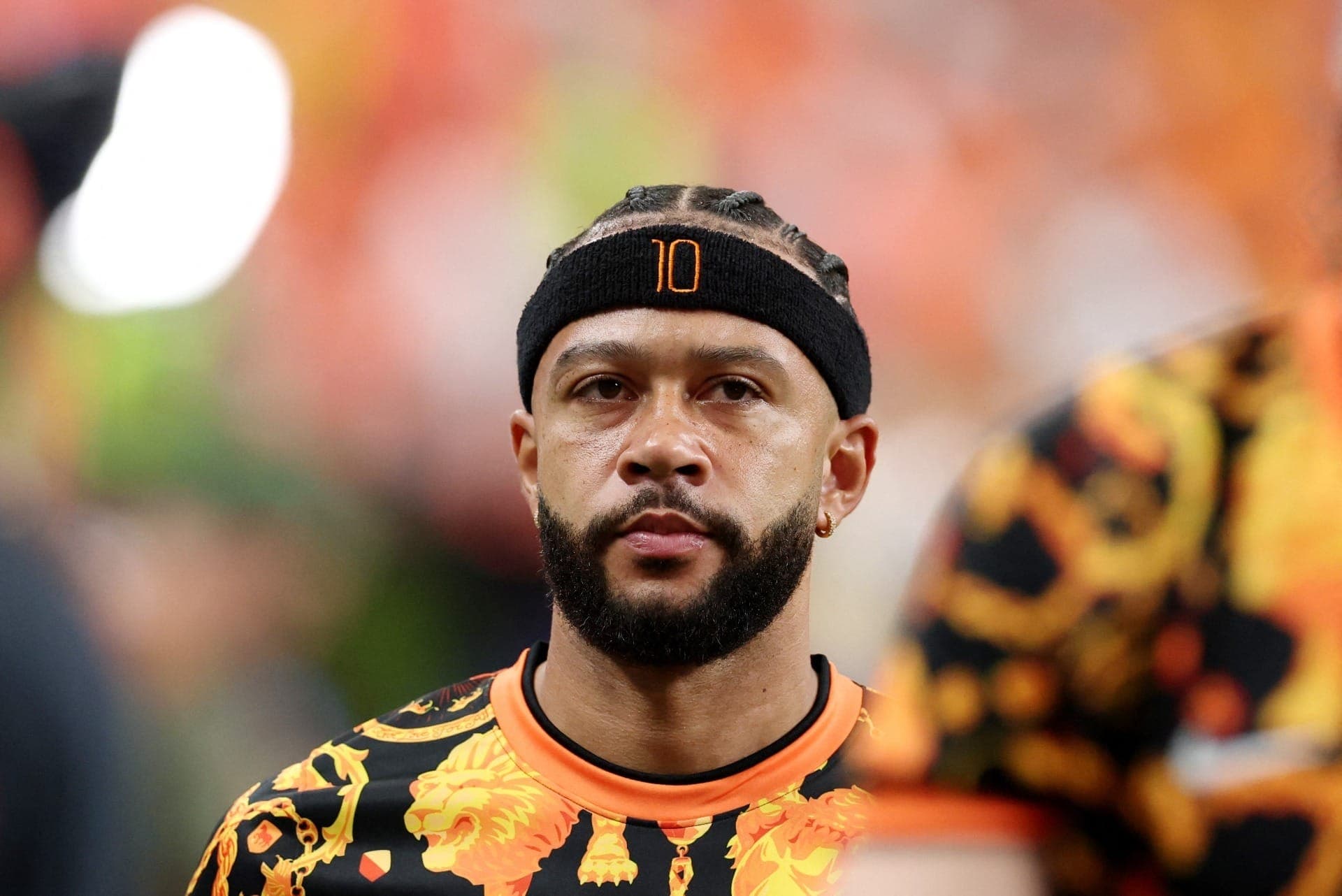 Xavi revela conversa com Memphis Depay após atacante não ser convocado
