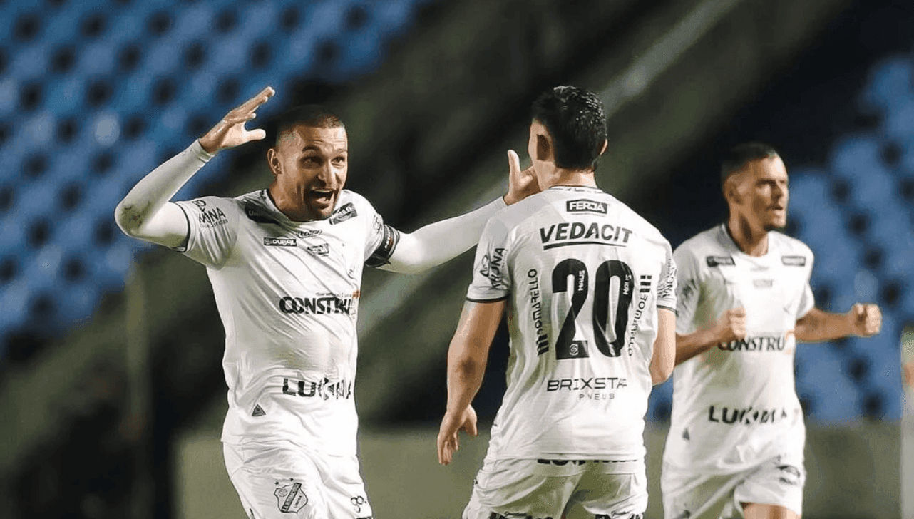Inter de Limeira enfrenta Amazonas em busca da liderança da Série C