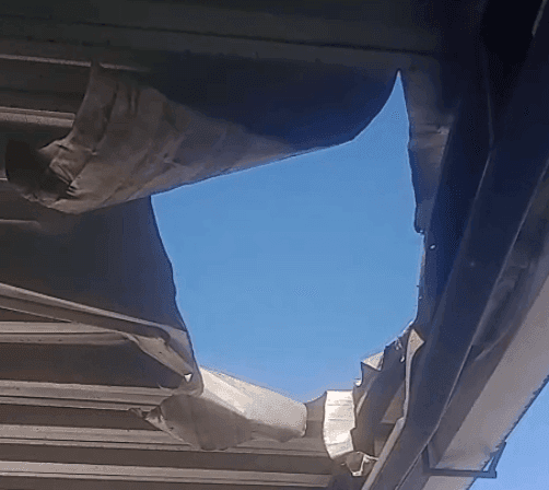 Granada lançada por drone atinge associação de moradores em Curicica