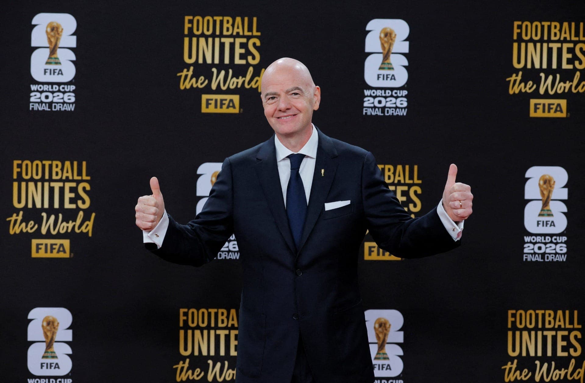 Presidente da Fifa, Infantino recebeu salário "secreto"; veja valores