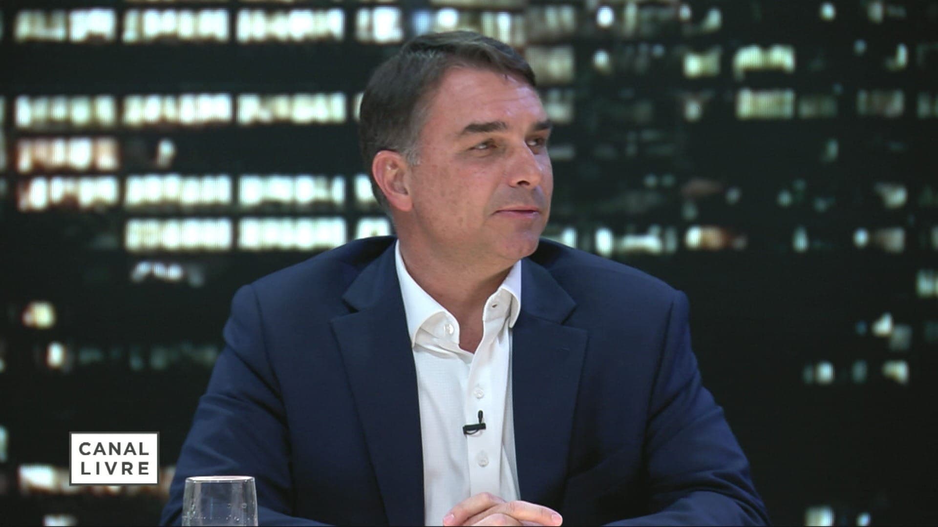 Missão diz que informou Flávio sobre filiação ‘fraudulenta’ em 2 de agosto