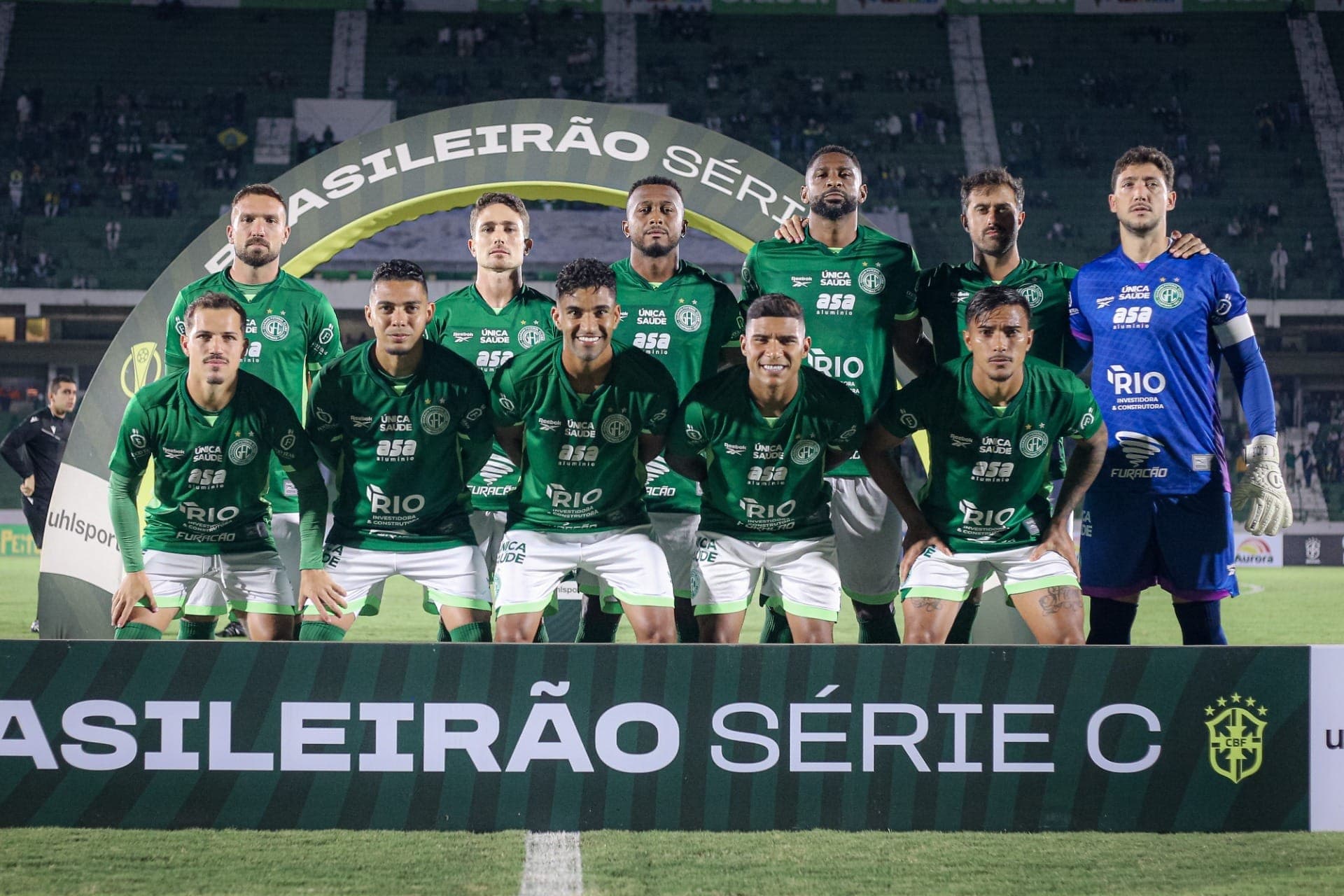 Elenco do Guarani retorna aos treinamentos após protesto