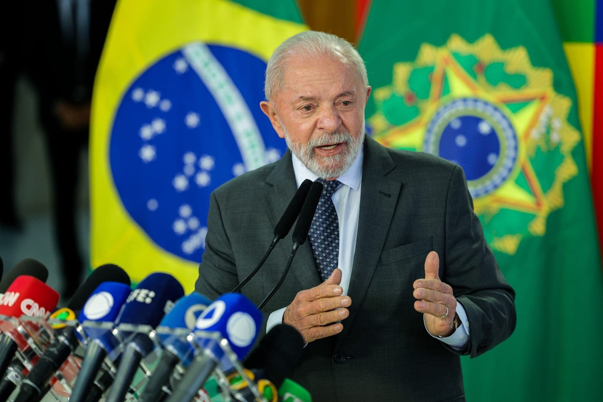 Mensagens da PF envolvem chefe de gabinete de Lula no escândalo do INSS