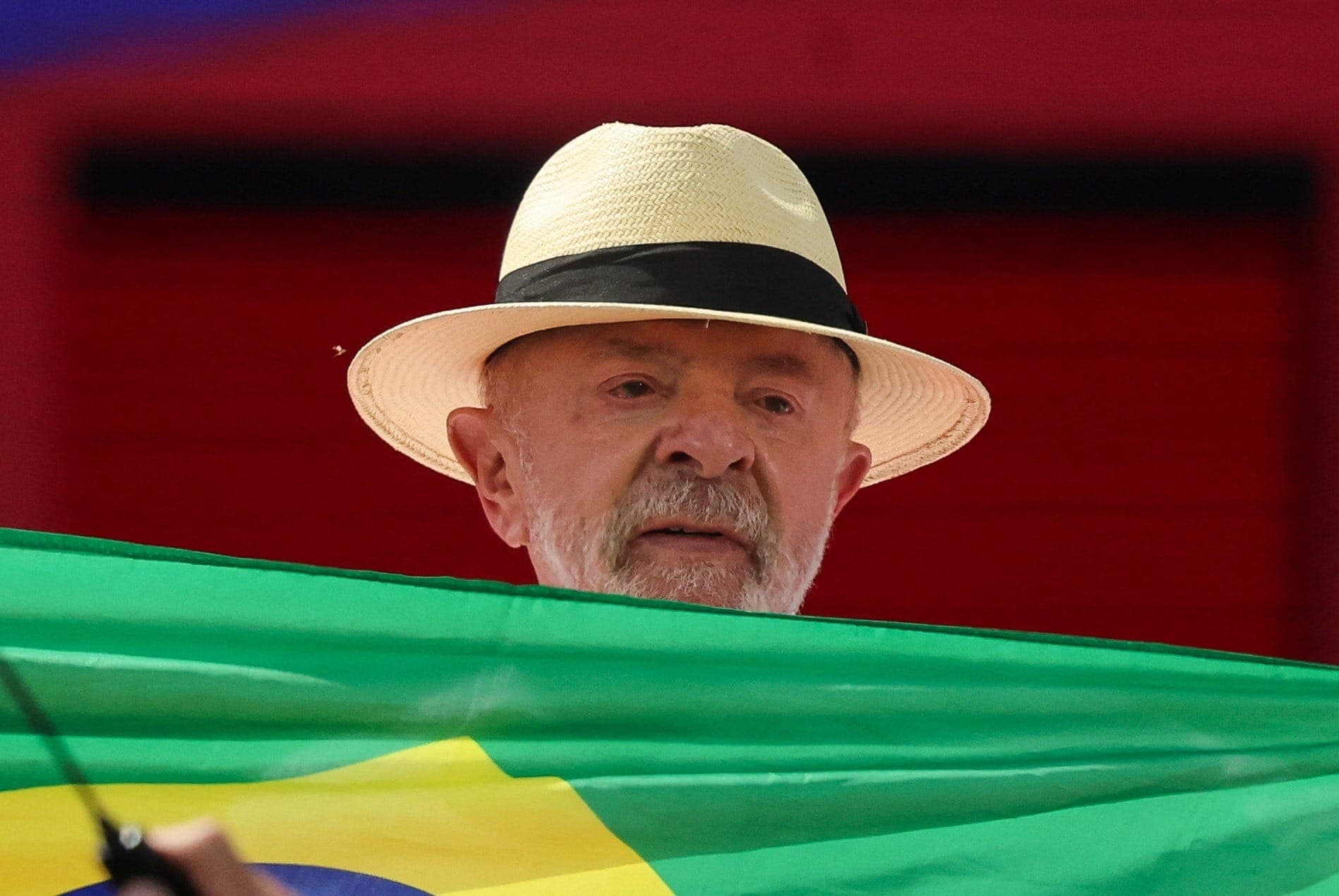 Lula: "Enquanto eu for vivo, não permitirei volta de quem ri de asfixiados"