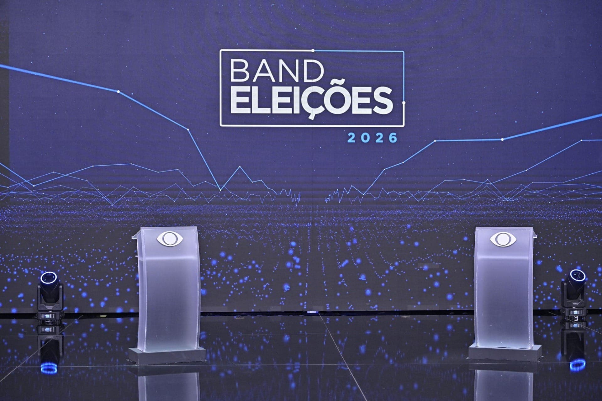 Eleições 2026: Como funciona a checagem de fatos durante os debates?