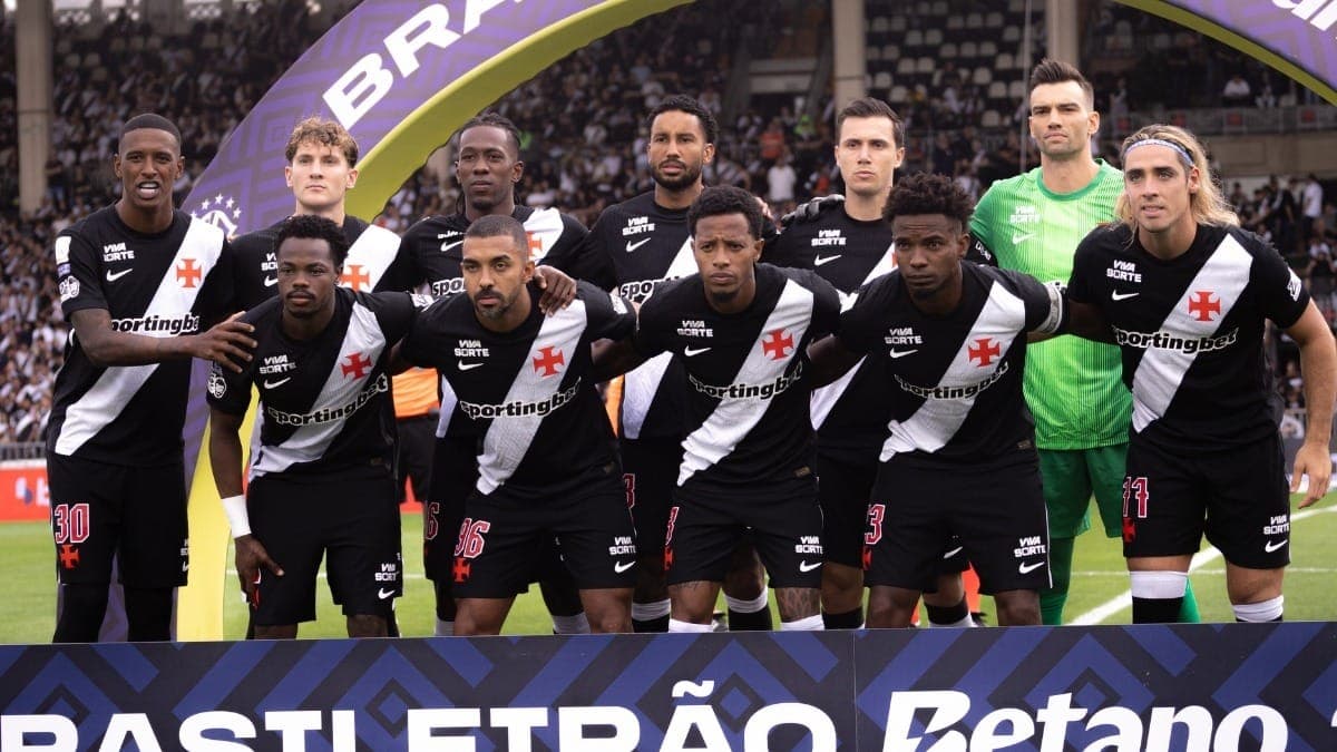 Vasco vê risco de rebaixamento disparar; veja probabilidades no Brasileirão