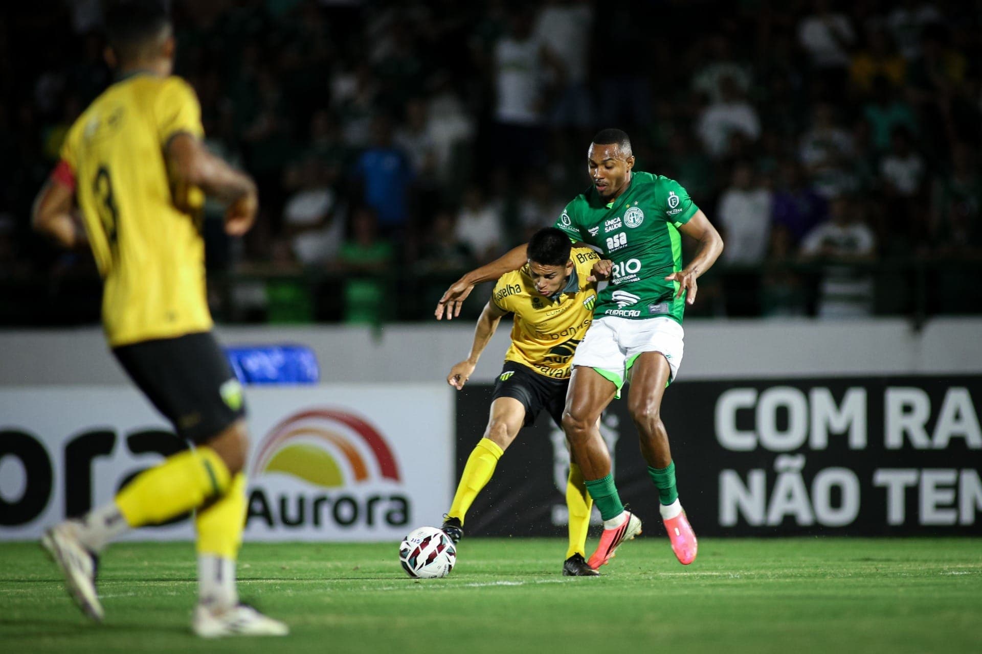 Guarani abre 2 a 0 mas sofre apagão e cede empate ao Ypiranga pela Série C