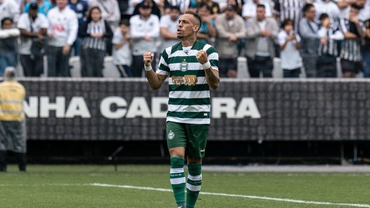 Breno Lopes explica recusa a rival do Palmeiras e traça metas no Coritiba