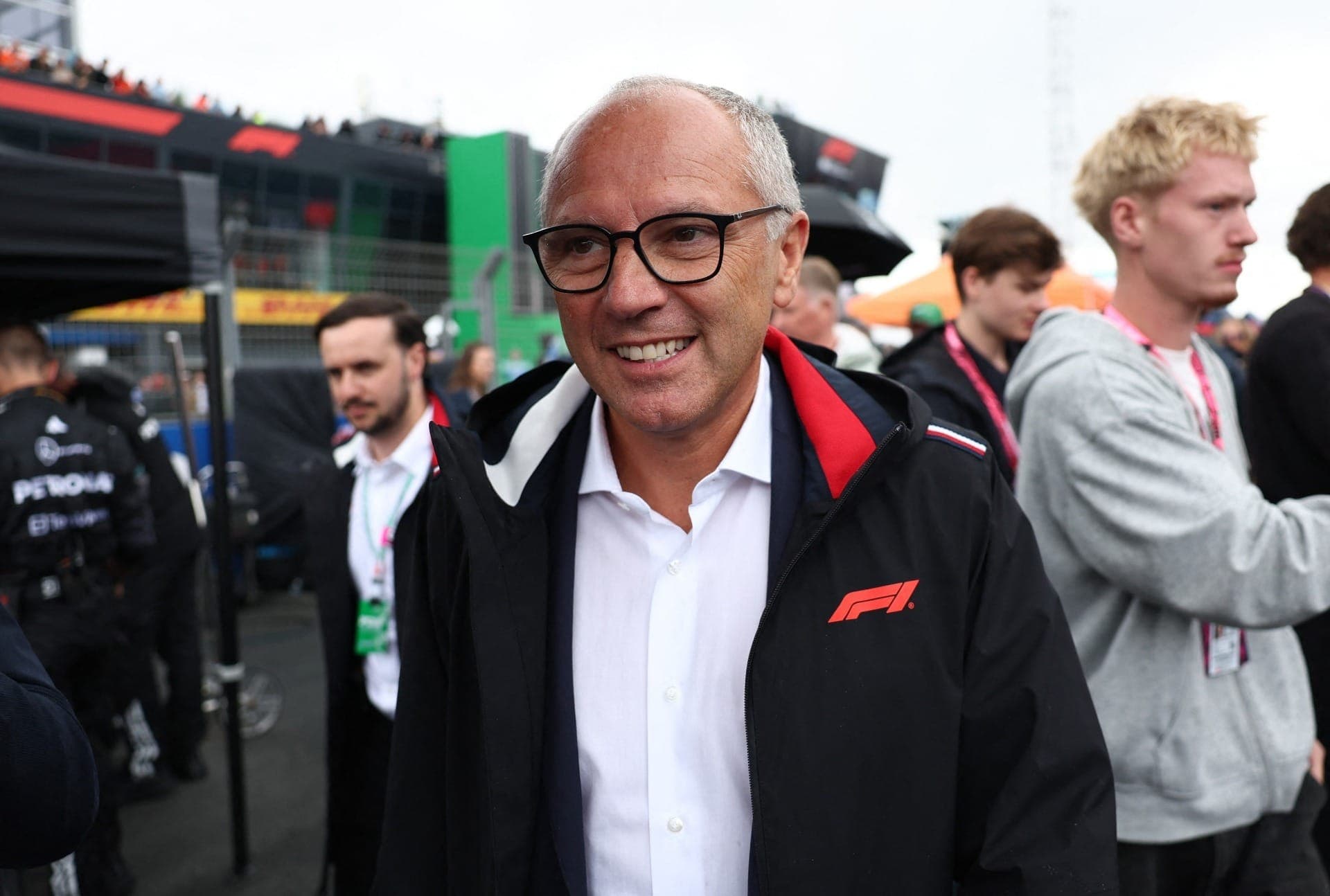 CEO da Fórmula 1 celebra renovação de Verstappen com a Red Bull