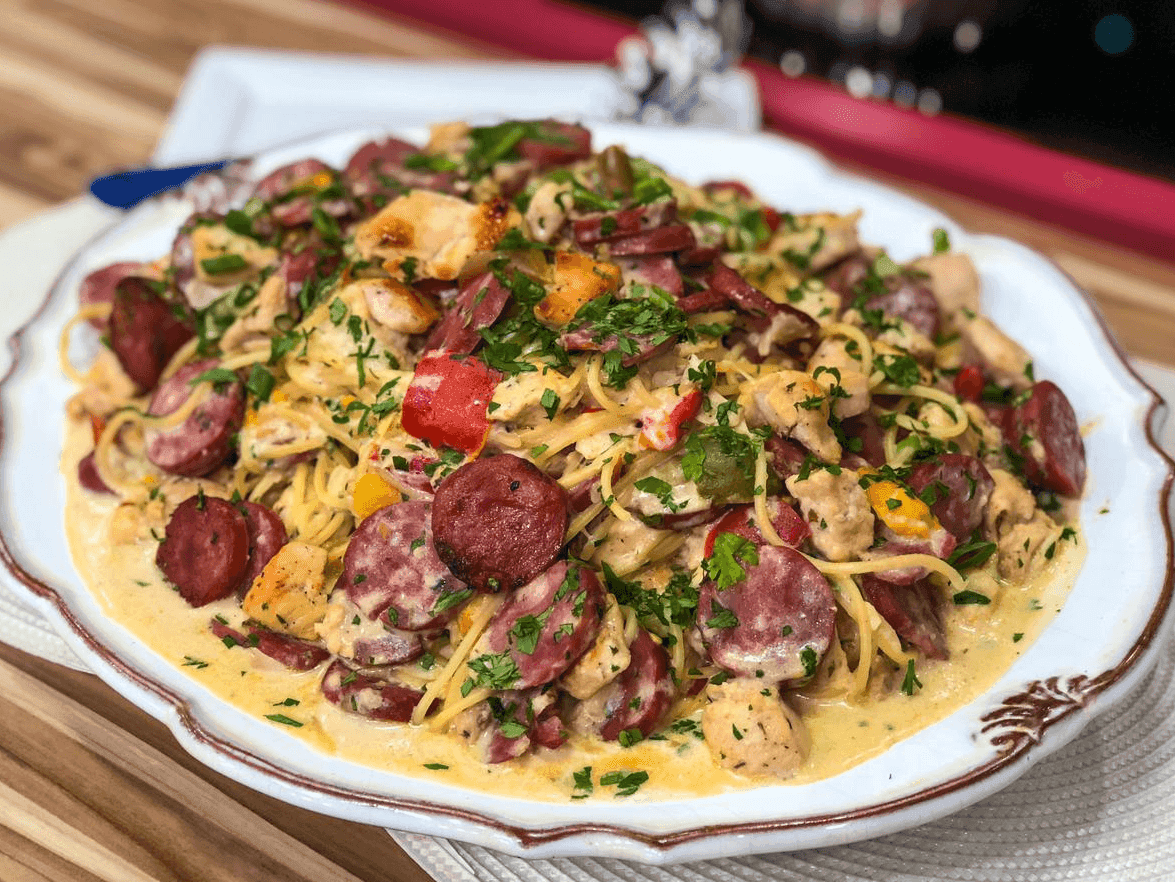 Como preparar macarrão em uma panela só? Veja receita prática e deliciosa