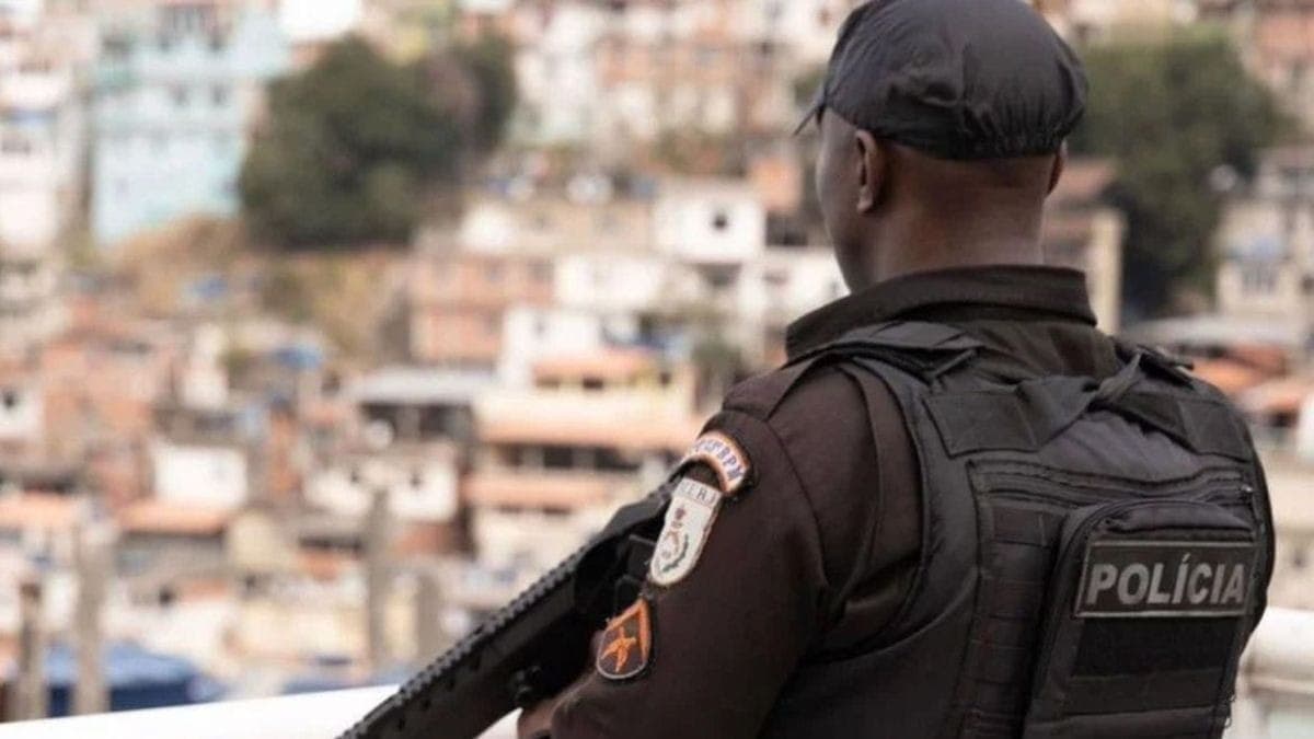 RJ: PM ocupa comunidades do Complexo de Israel por tempo indeterminado